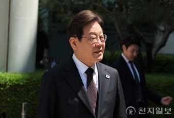 [포토] 재판 마친 이재명 대선 후보