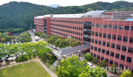 부산중앙도서관, 지역서점에서 만나는 부산 운영