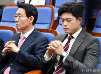 [포토] 의원총회 참석한 김용태