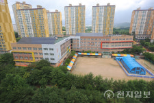 [경기 디지털선도학교 탐방②] 화성 화원초등학교, 하이러닝으로 여는 미래형 교실…교육을 바꾸다