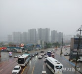 [영상] 목포, 석현동 도로 일부 침수