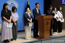 [포토] 주진우, 이춘석 특검법 발의 기자회견