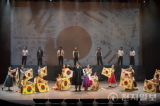 광복 80주년 기념… 평택 창작뮤지컬 감시대상-평택34 첫 공연