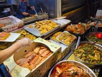 [포토] 추석 연휴 대전 전통시장… 전 잘 팔려