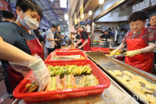 [포토] 추석 맞은 전통시장 전이 한가득