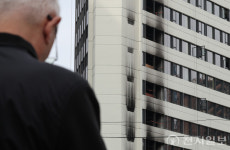 [포토] 검게 그을린 서울센터빌딩