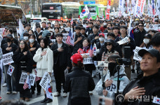 [포토] 자유대학, 이재명 대통령 재판 재개 촉구 집회
