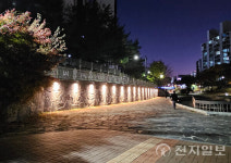쌍용2교(하) | 천안시, 천안천 주요 교량… 야간경관조명 설치