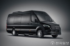 HS효성더클래스, 메르세데스-벤츠 계약 바디빌더 선정