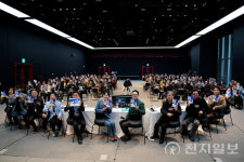 ACC 개관 10주년… 시민과 함께 새로운 10년 모색