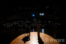 백인숙 여수의 길을 묻다… 여수 최초 여성 의장 출판기념회