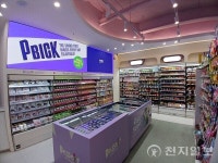[현장in] CU, 성수에 K-디저트 특화 편의점 1호점 개점… 글로벌 거점 띄웠다