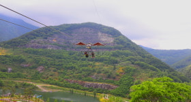 [여행을 떠나요] 동해 하루, 산과 동굴과 바다를 모두 걷다
