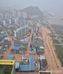 거제 813㎜ 물폭탄… 산사태에 1명 숨지고 도시 멈췄다