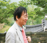 정목일 (사)한국수필가협회 이사장
