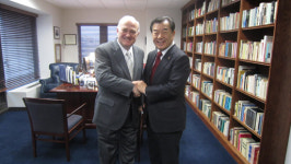 이기수 고려대총장, 미국 조지워싱턴대학 객원석좌교수로