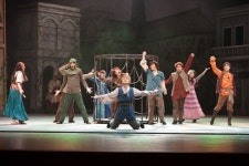 노틀담의 곱추를 초등생 눈높이로… 명작뮤지컬 공연