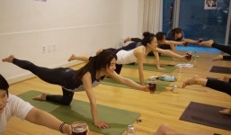 생활맥주, 오감으로 요가와 맥주를 즐기는 비어요가 눈길
