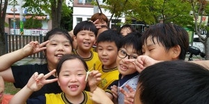 [포토인북] 쑥국 선생님과 군산푸른솔초등학교 아이들의 시똥누기 화단