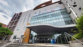 성남시 구미도서관 박대철 관장 AI 시대일수록 독서와 도서관이 더 필요하죠