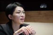 벤츠 딜러 윤미애, '지독함'이 만든 브랜드