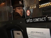 MBA 출신 남성, 택시 몰며 일자리 주세요