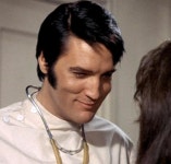 엘비스 머리카락 경매 뭐에다 쓰지?