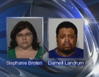 성적불량 딸에 기저귀 채우고 머리 깎여 거리로 내몬 엄마