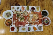 속초맛집 동명항게찜, 품질 좋은 대게전문점으로 각광