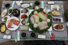 회 무한리필하는 속초 대포항(양양·고성) 횟집, 고객유치 성공세