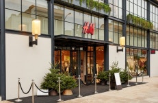[글로벌] 패션 브랜드 H&M, 메타버스·NFT·유통 융합 시대 열까