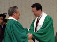 “교단의 미래를 부탁드립니다”