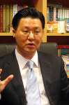 “성당 다니시던 분들도 교회로 찾아 오십니다”