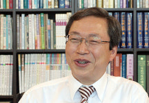 “목회자들의 性은 화롯불… 신학생 때부터 걸러야”