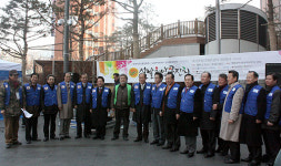 ‘쉼’ 아닌 ‘섬김’의 연휴… ‘밥퍼’ 나선 목회자들