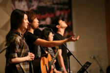 제이어스, 매월 마지막주 토요일 정기예배 드려