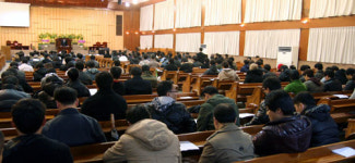칼빈대 이사회, 원우회와 노회의 제재 직면