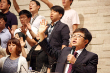 송태근 목사, 첫 주일 설교… “십자가를 회복해야”