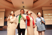 다일공동체, 배우들과 함께한 콘서트