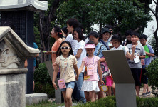 선교사들의 숭고한 열망, 죽어서도 묘비로써 말하다