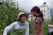 배우 예지원, 밀알복지재단과 네팔 극빈지역 방문