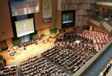 “지난날 역사와 은혜 잊지 않고, 한국사회 보듬자”