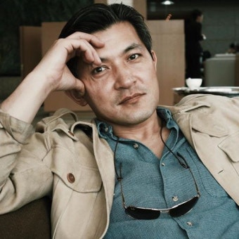 ‘남궁원의 아들’ 홍정욱 “공직, 물러나는 건 지체없이” 의미심장 메시지