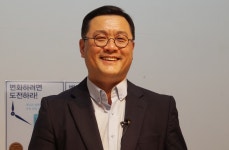 “인생의 하프타임 통해 불필요한 것 떼어내고 본질로”