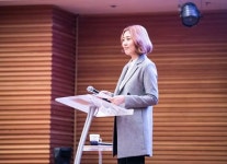 한성교회 김윤진 간사 새 앨범 발매와 함께 간증