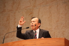 김인중 목사 “돈이 많아도 주님 앞에 겸손할 수 있나?”