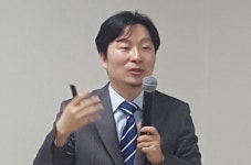 장신대서 열린 ‘인권의 가면 뒤에 숨은 동성애’ 포럼