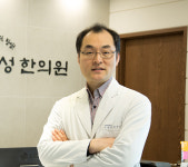 귀에서 소리가 들려오는 증상, 조기에 이명치료 시작해야