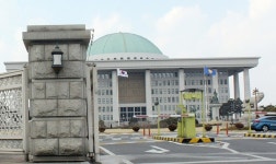 기독의원들, 품격 있는 정치 복원에 앞장서야