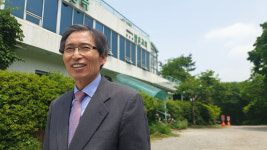 ‘행복의 길’에서 찾은 ‘전도의 길’… 남양주 밝은교회 오명교 목사